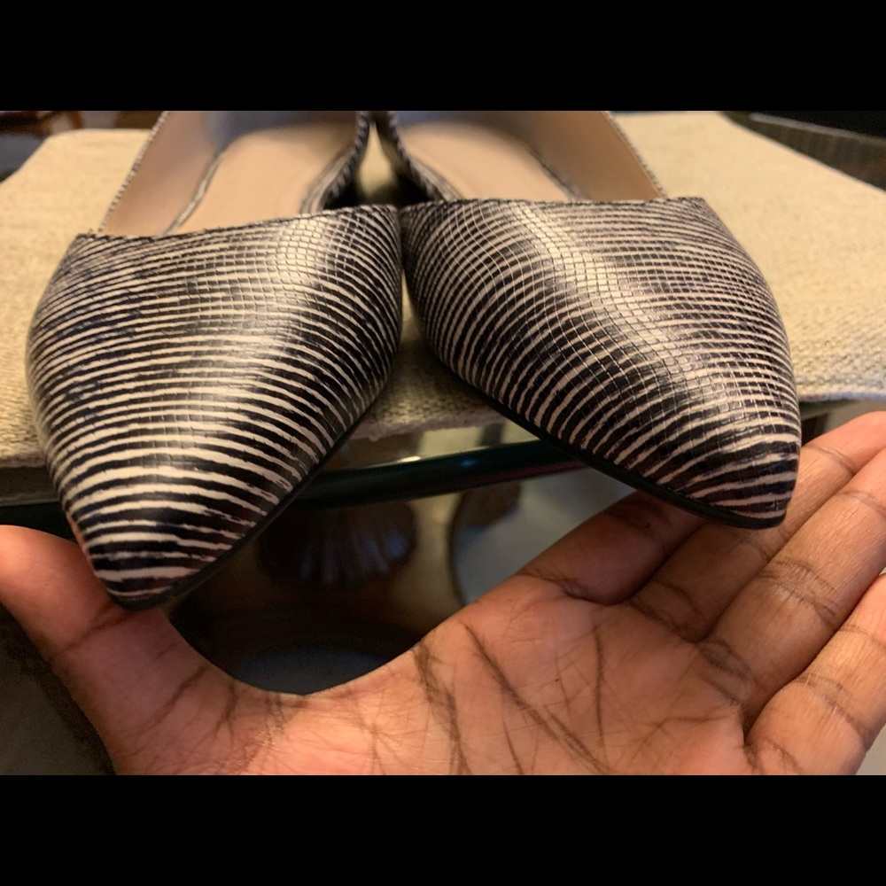 Shoes - Picture 3 of 4